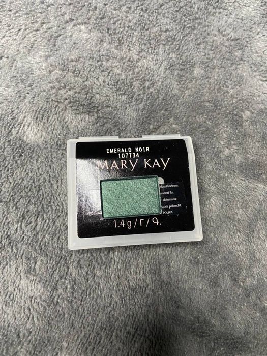 Cień do Powiek ChromaFusion Emerald Noir Mary Kay