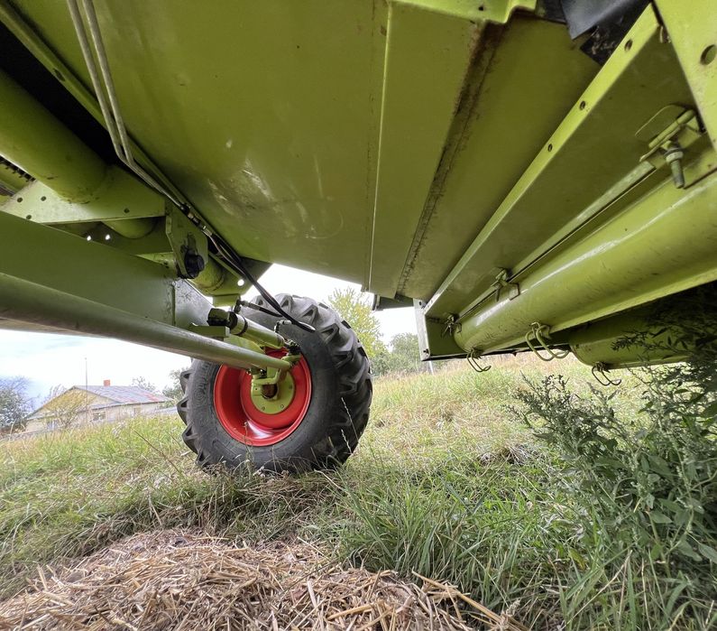 Свіжопривезений комбайн Claas dominator 48s гідравлічна вигрузна