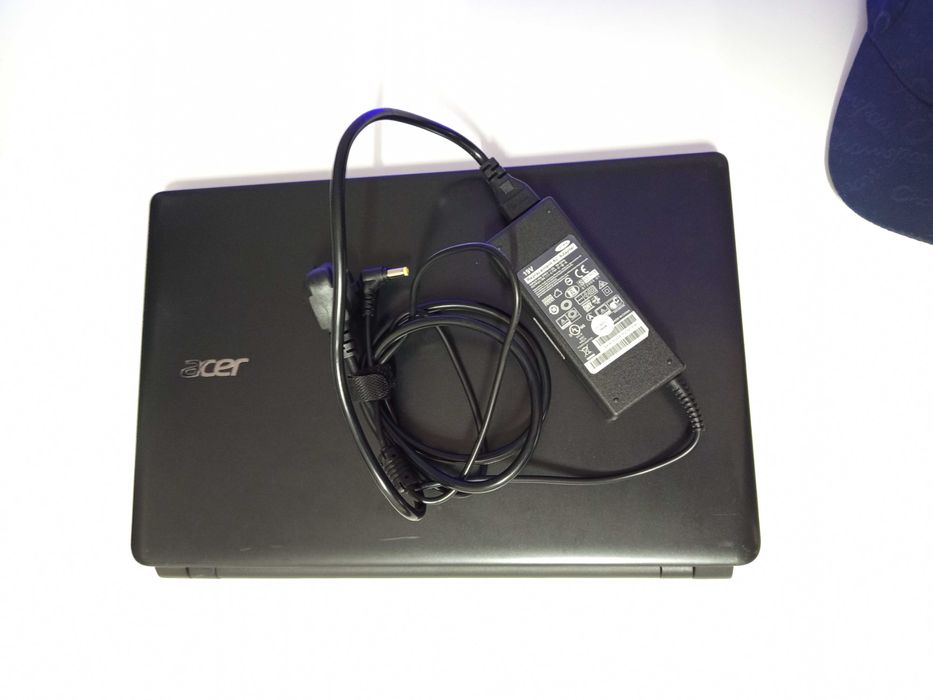 Acer core i3 /Ram 8GB /Disco 1000GB