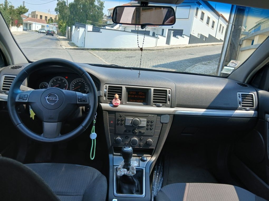Opel vectra 1900