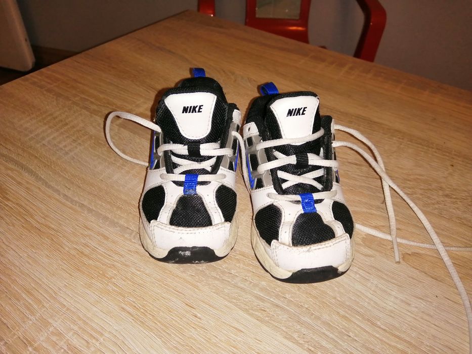 Buty chłopięce nike