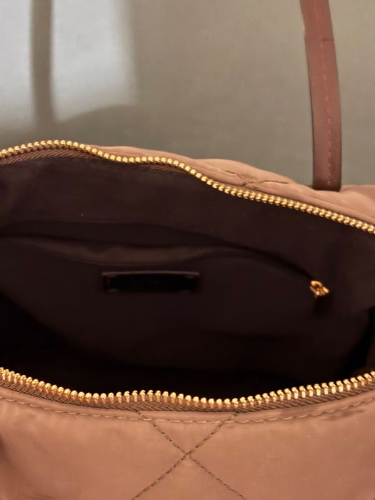 Vendo mala de senhora como nova