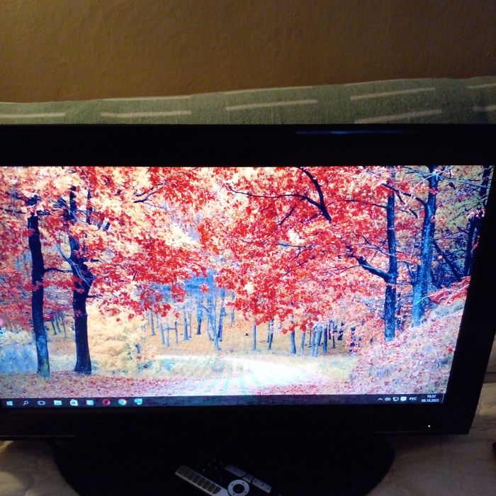 Телевизор TOSHIBA 26" экран.Привезен с ФРГ.