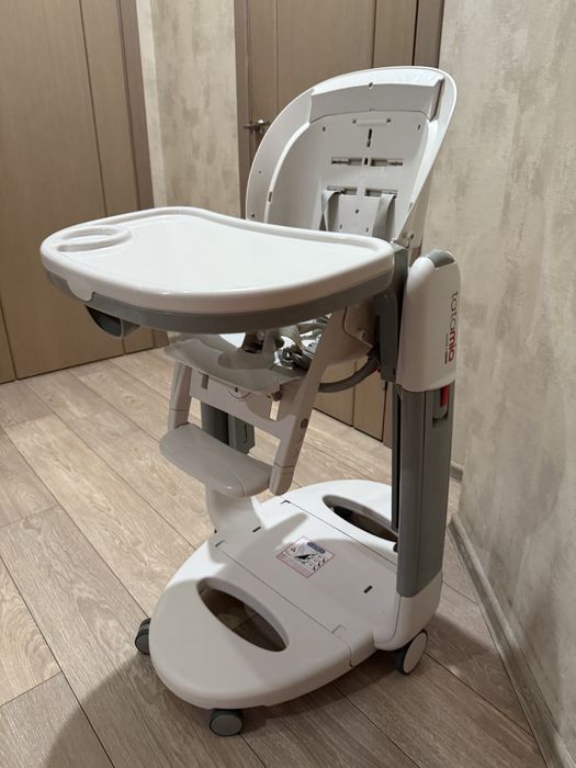 Продам стульчик для кормления peg perego tatamia