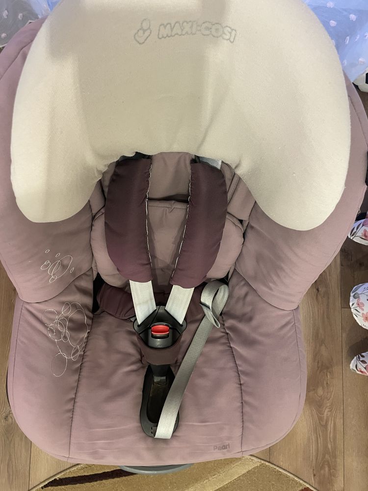 Maxi Cosi Pearl 9-18 kg razem z bazą isofix