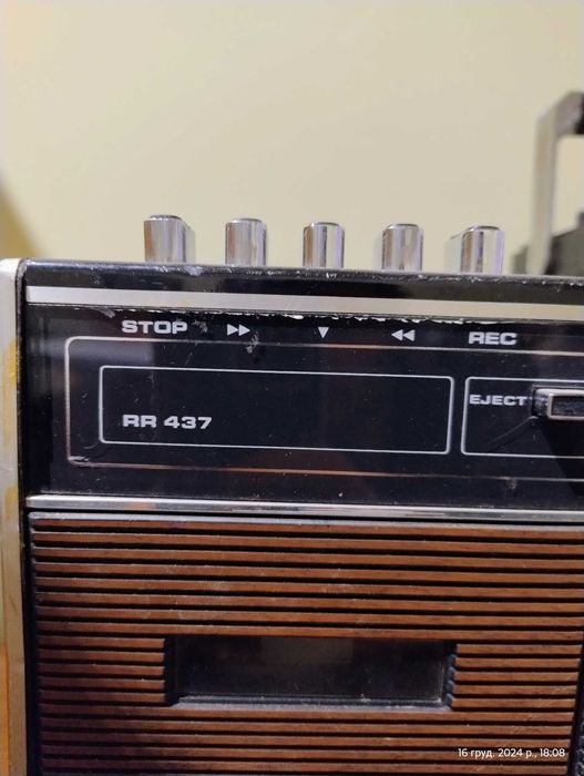 Магнитофон радио Philips RR 437