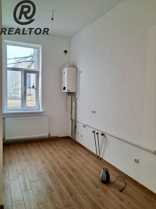 Продається 1-кімнатна квартира-студія. Копичинці