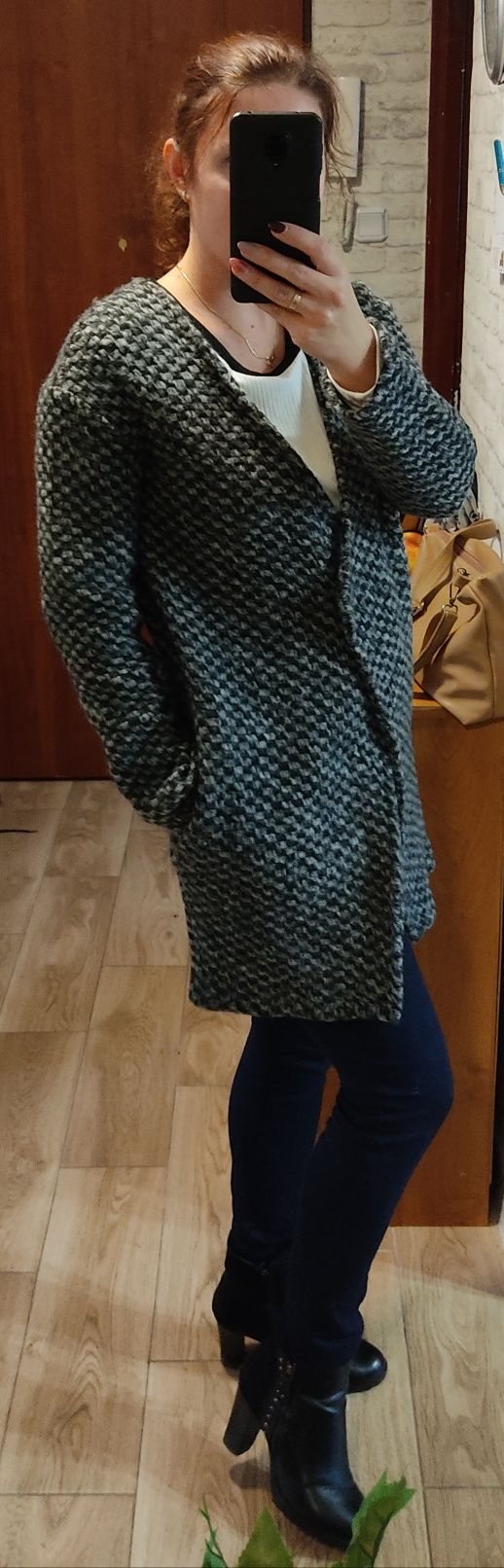 Ciepły gruby sweter płaszcz Reserved r. L 40