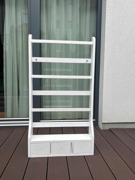 Półka na książki „wood szczęścia”