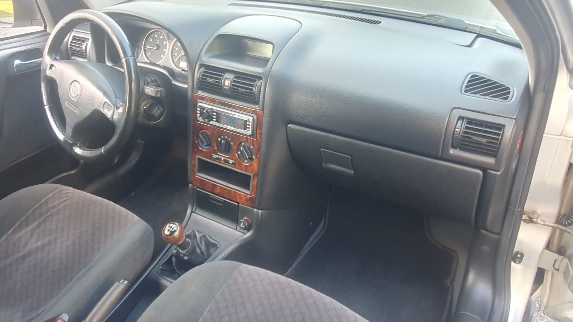 Opel Astra 1.4 Elegance, 2002, impecável