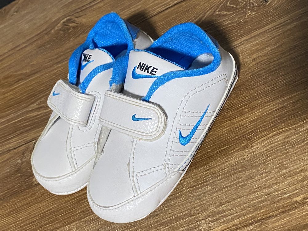 Buty chłopięce Nike 19,5