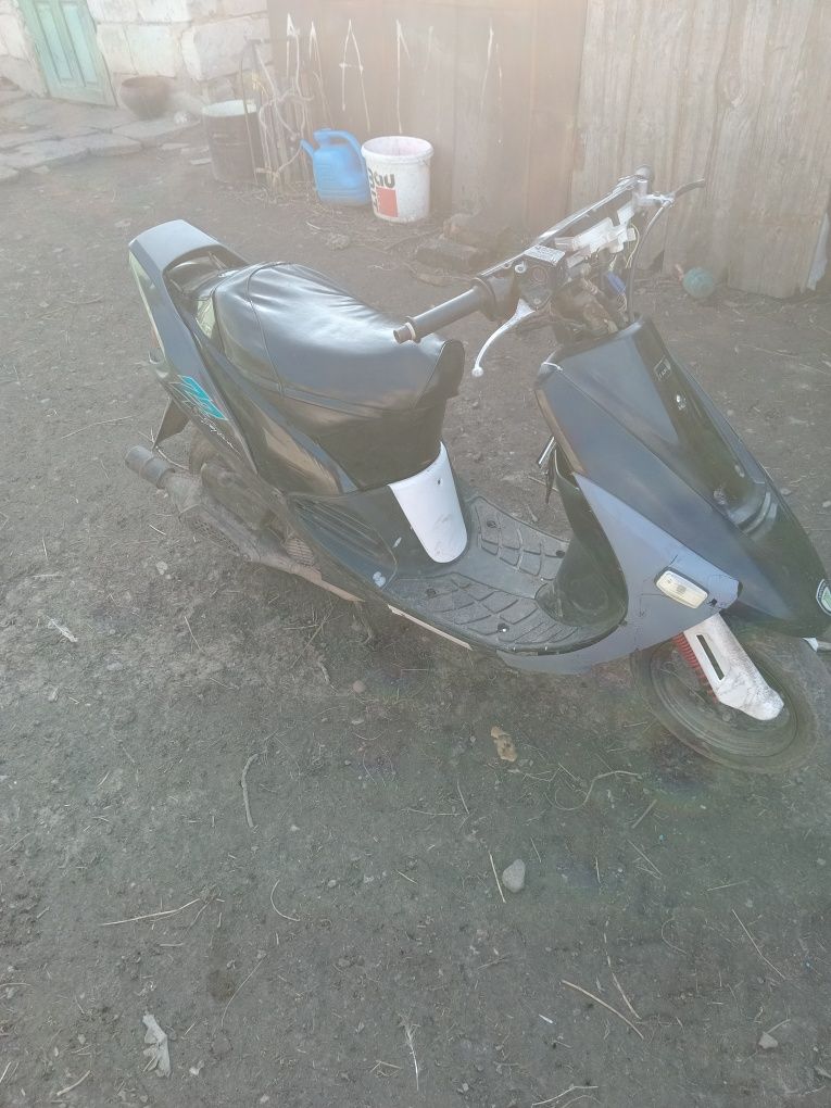 Продам suzuki sepia zz,і є навігатор без мотора