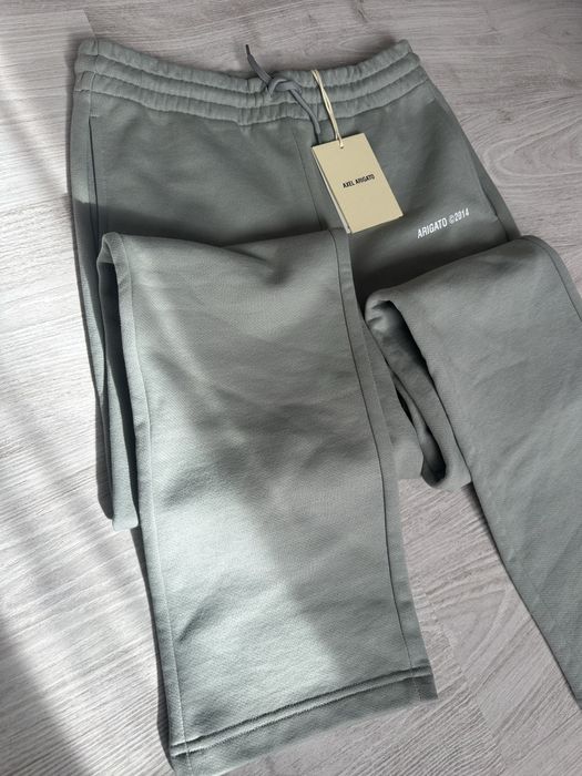 Axel arigato штаны