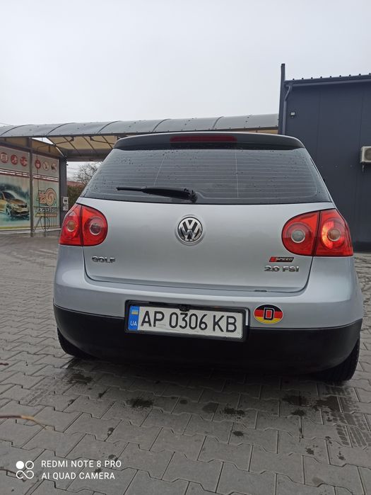 Volkswagen Golf 5 в гарному стані