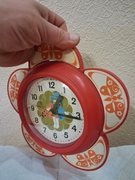 Ч    а    с     и