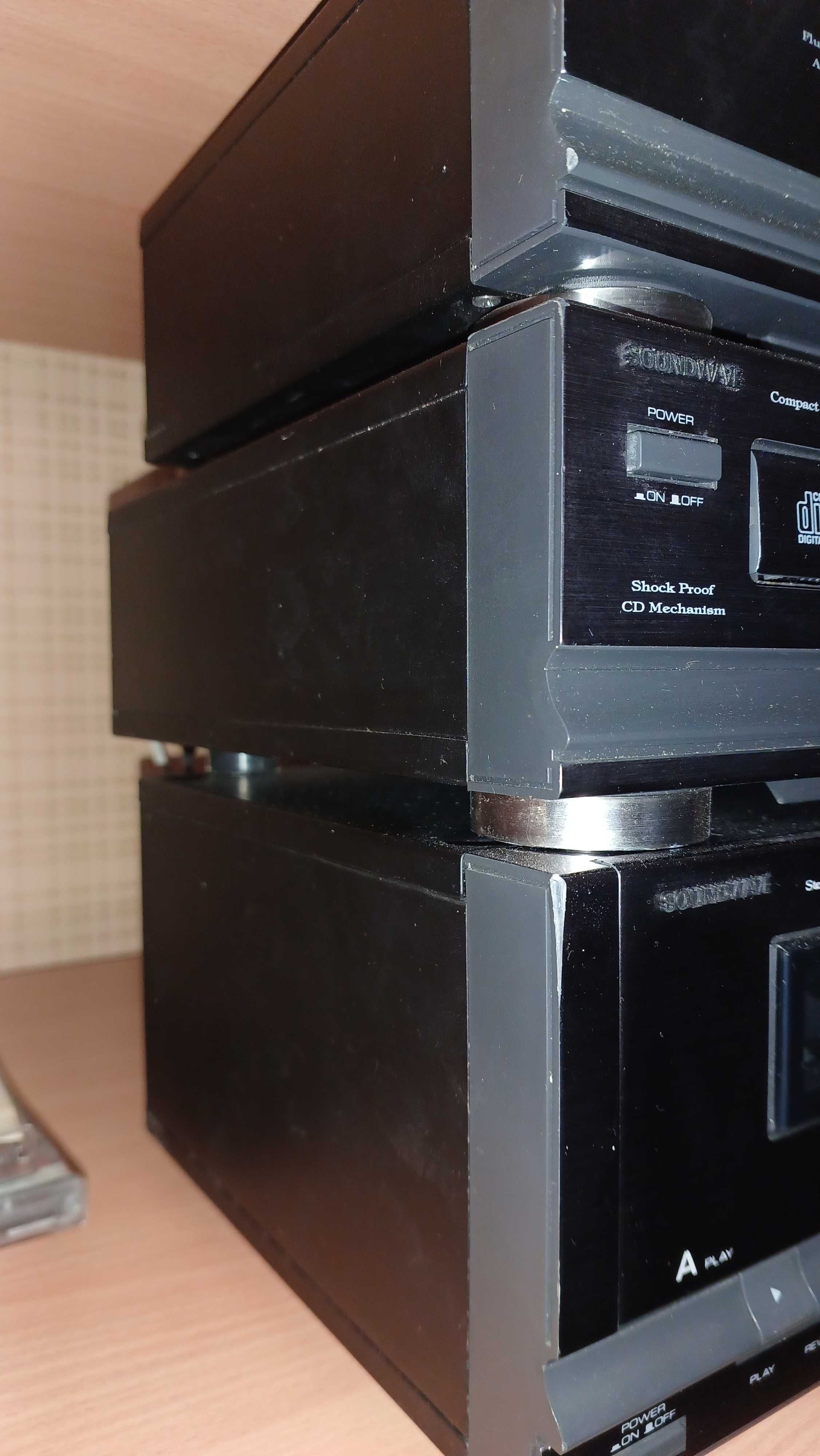 SOUNDWAVE 1200 аудіотрійка ( Касетна дека , CD програвач , тюнер )