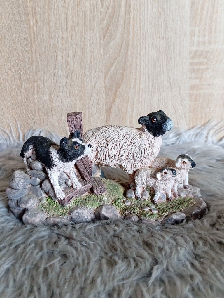 Figurka owiec Swaledale z serii Border Fine Arts.