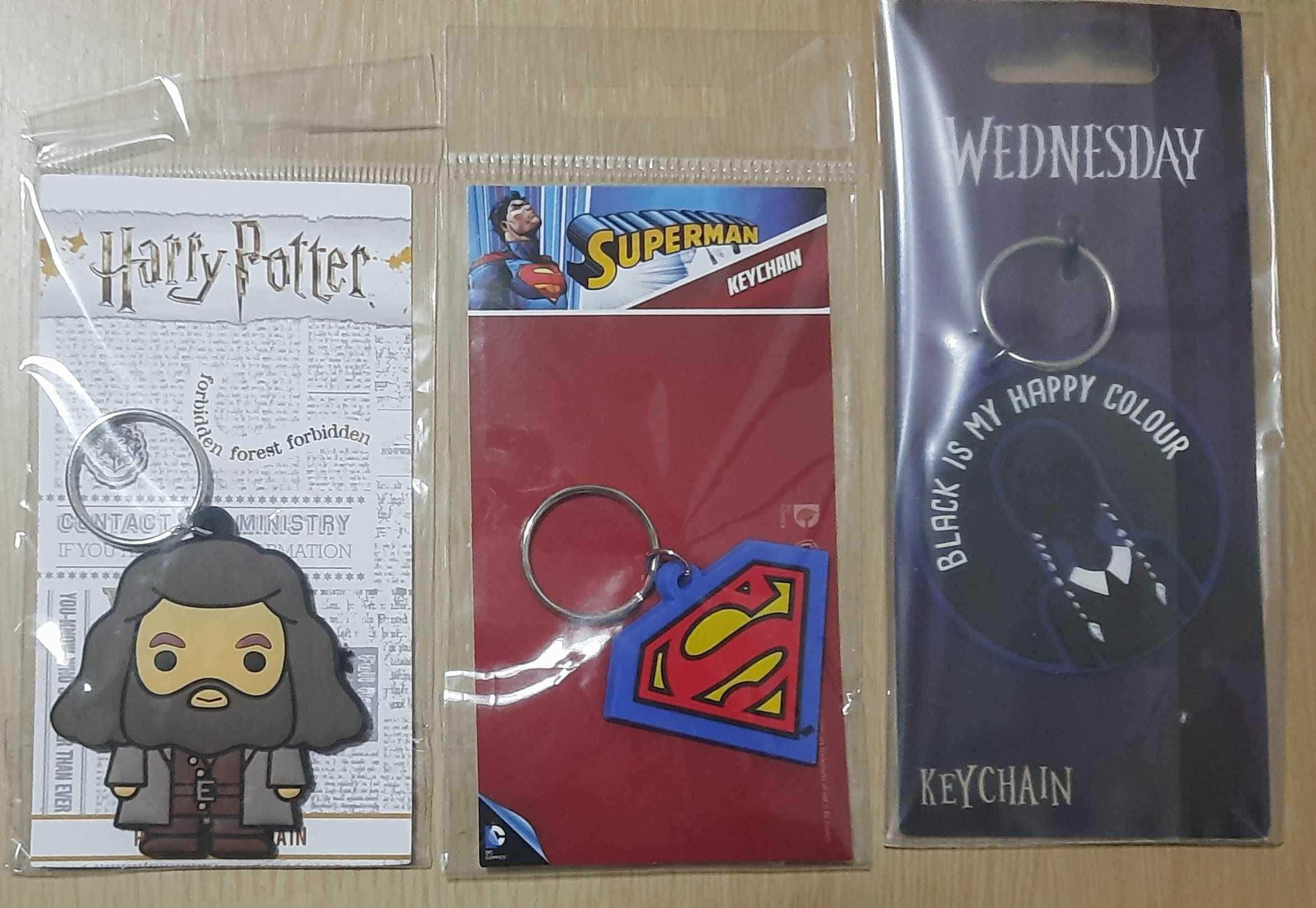 Porta chaves superman, wednesday e harry potter