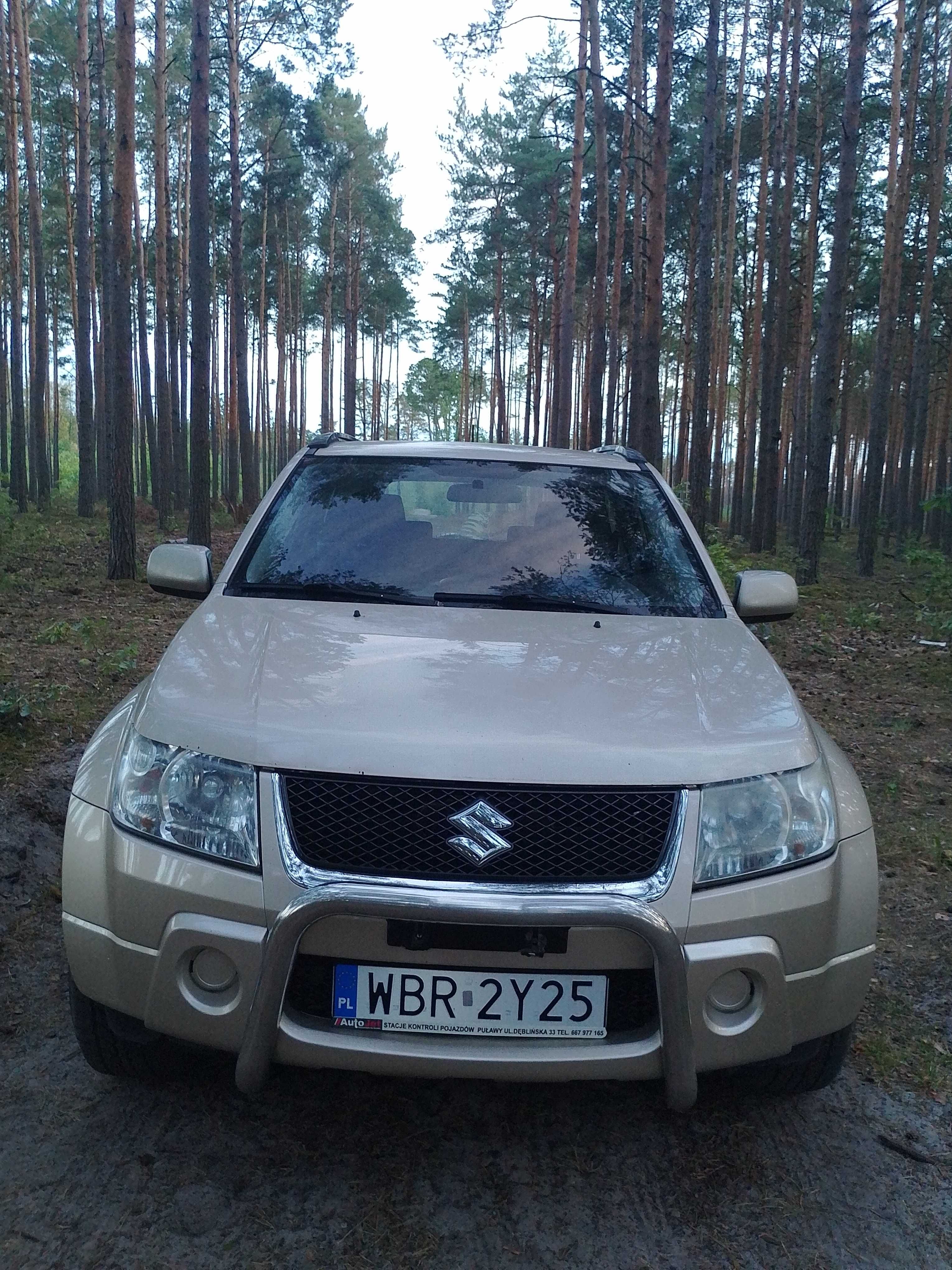 Suzuki Grand Vitara 1.6 Hak Złoty 3 drzwi klima ideał na trudne drogi
