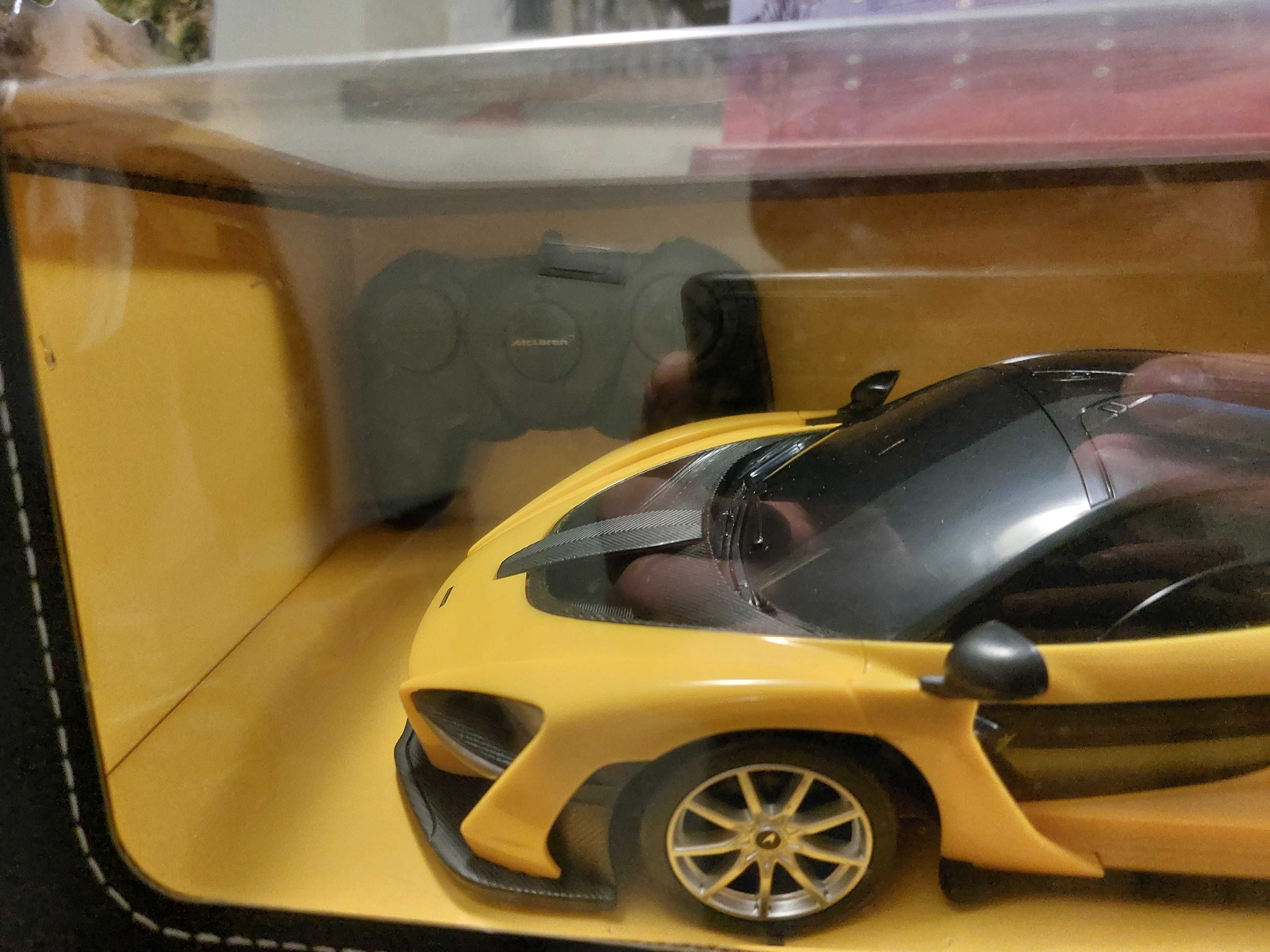 Samochód zdalnie sterowany MCLAREN SENNA, 1:18