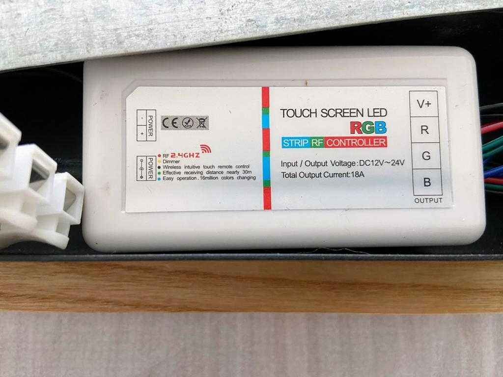 Candeeiro - LED em madeira RGB com comando novo - Entrega Grátis