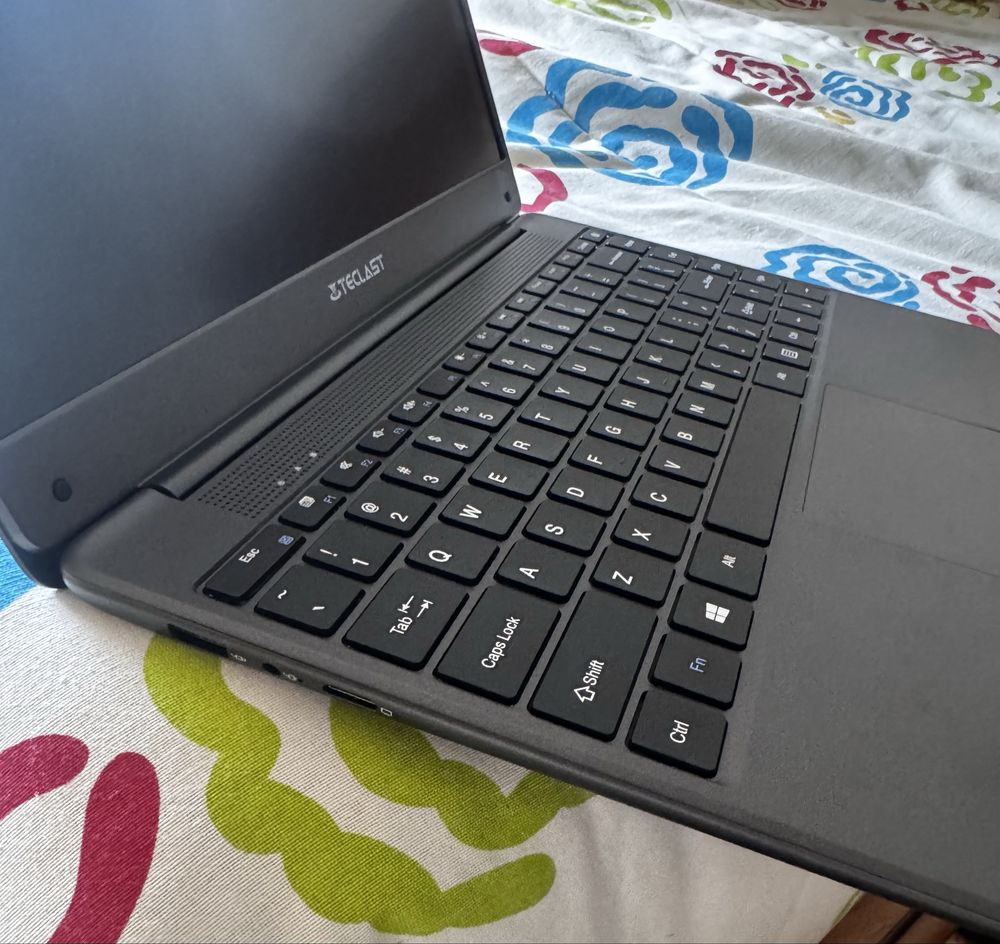 Portatil Teclast F7 Plus 3