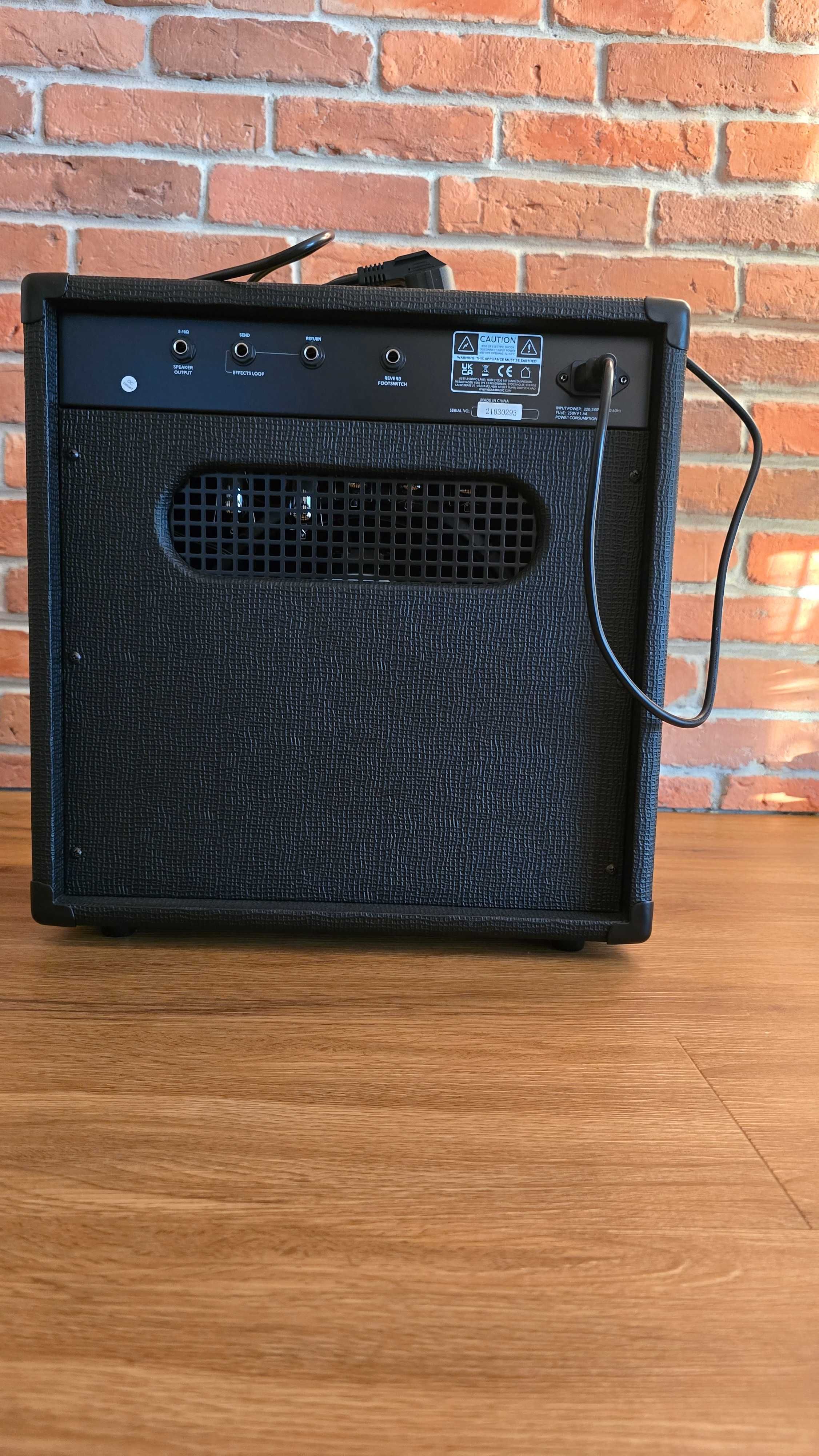 Wzmacniacz lampowy gitarowy SubZero Saturn-15VR Celestion 70/80 Combo