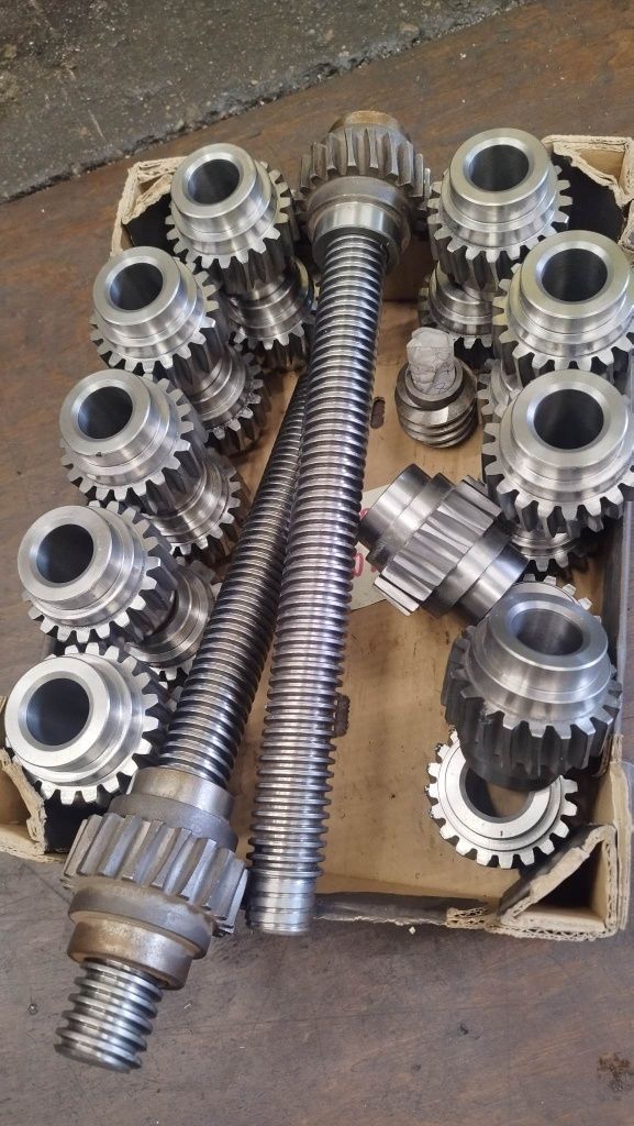 JAROMA   DYRA 40  Dyra 60 strugarki  serwis