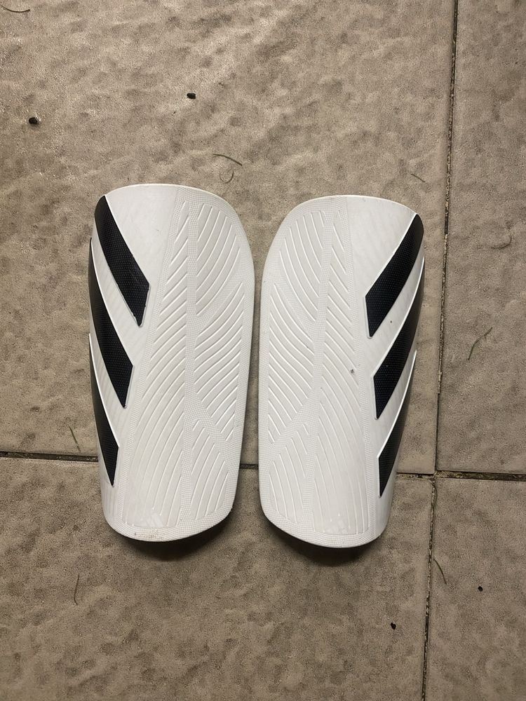Caneleiras adidas em bkm estado