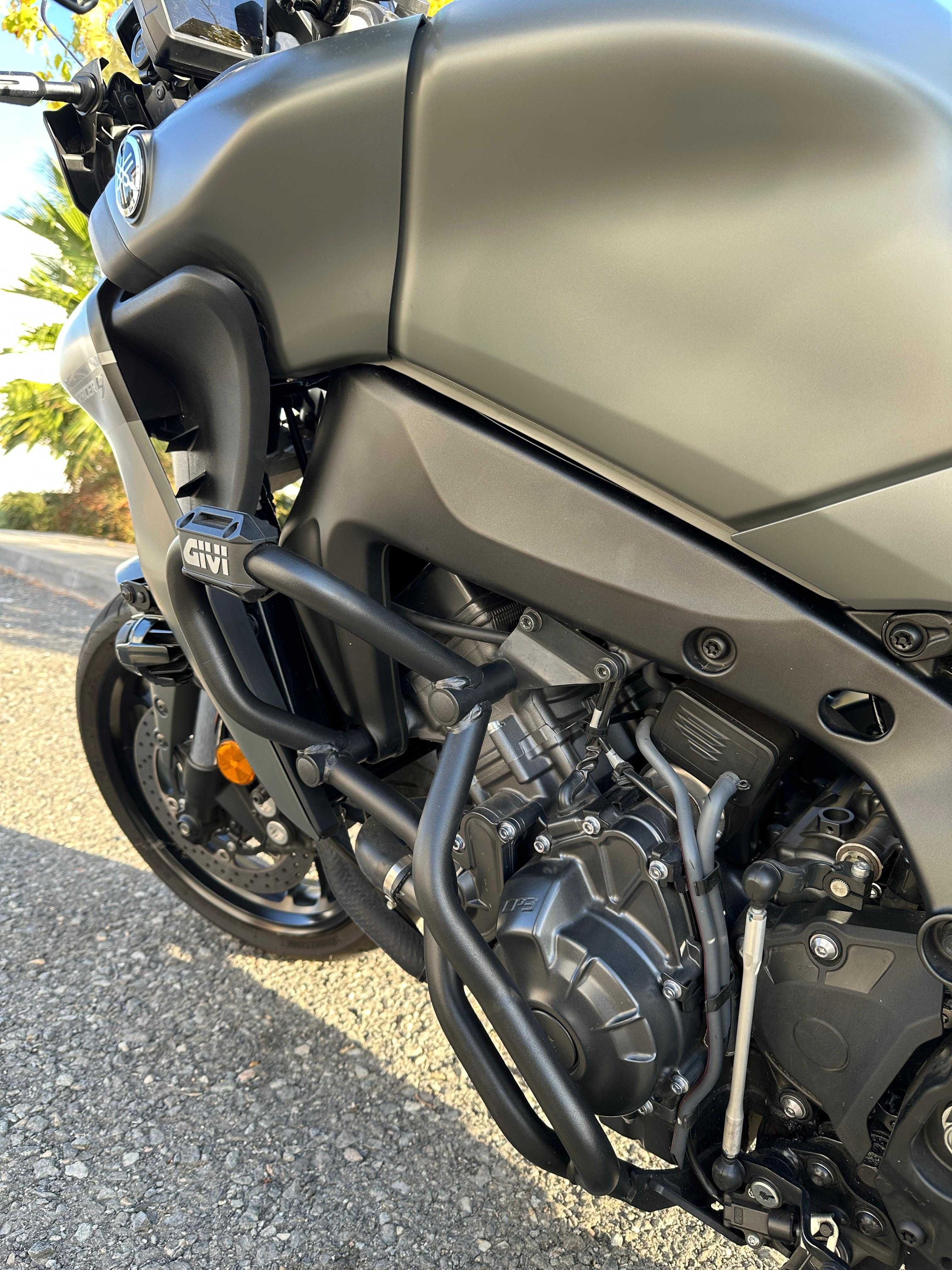 Yamaha Tracer 9 .