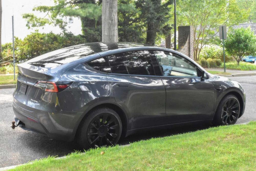 Tesla Model Y Performance      2021