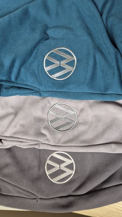 Машинна вишивка на замовлення – логотипи, шеврони, імена