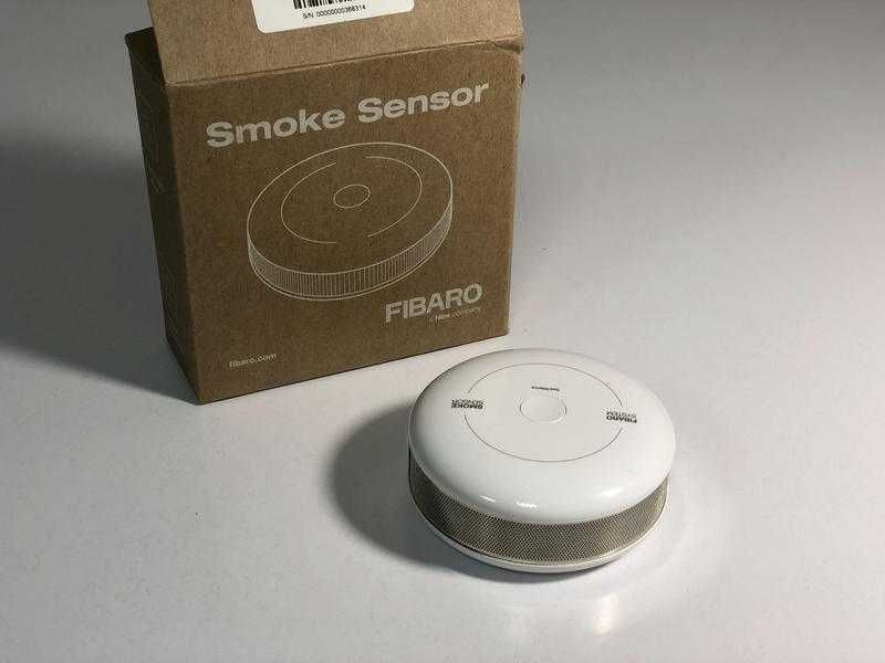 Датчик диму FIBARO Smoke Sensor
