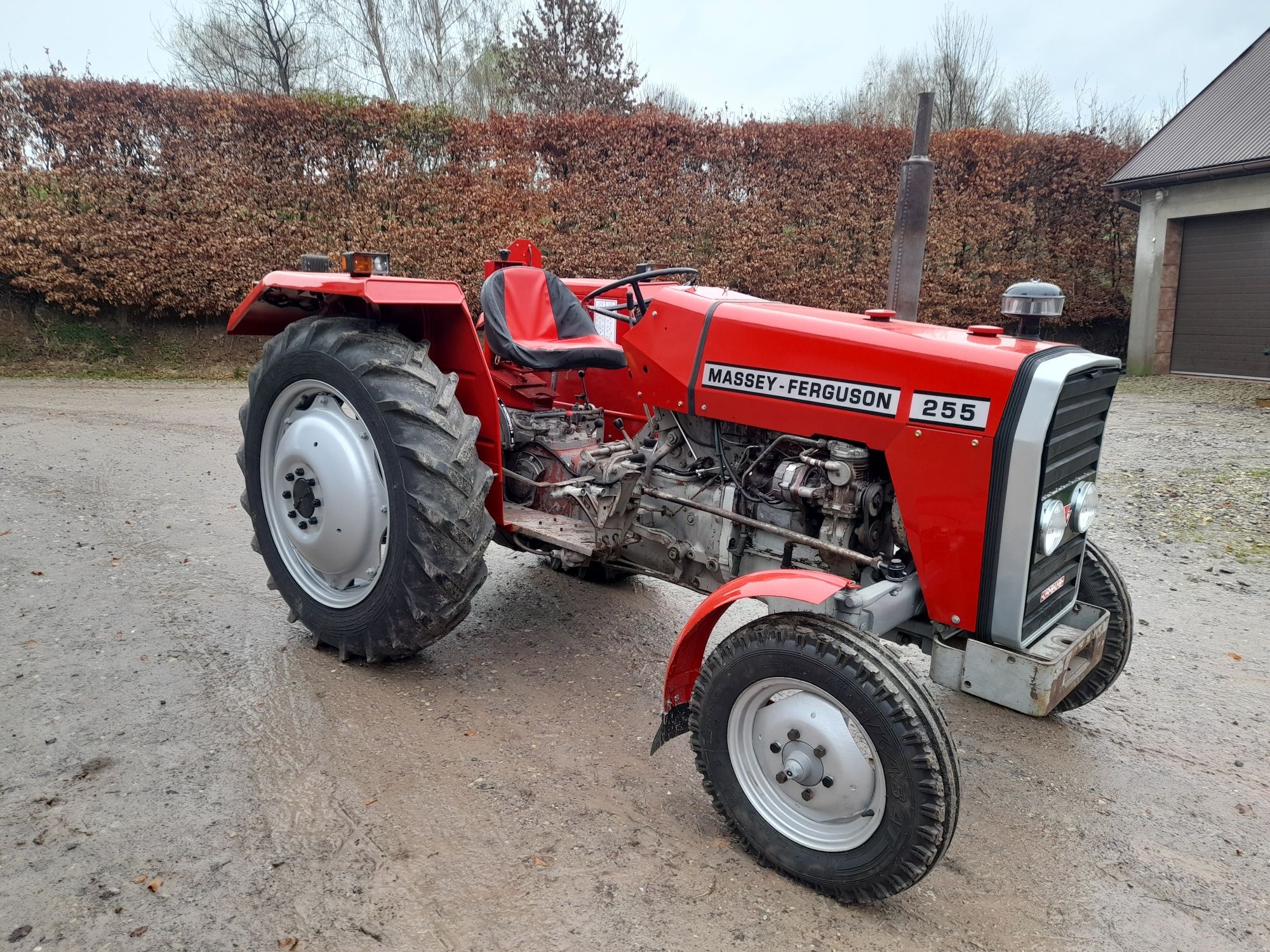 Massey ferguson  225