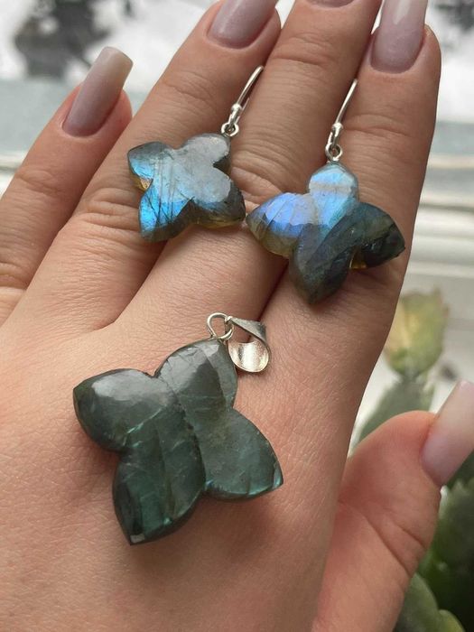 Набор с синим лабрадором .Серебро 925 пробы