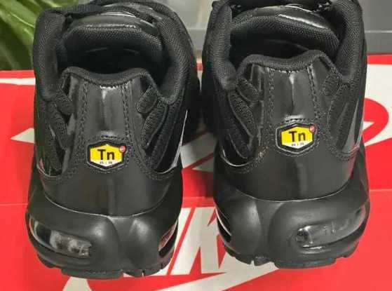Buty Nike Air Max TN Plus Black R.45