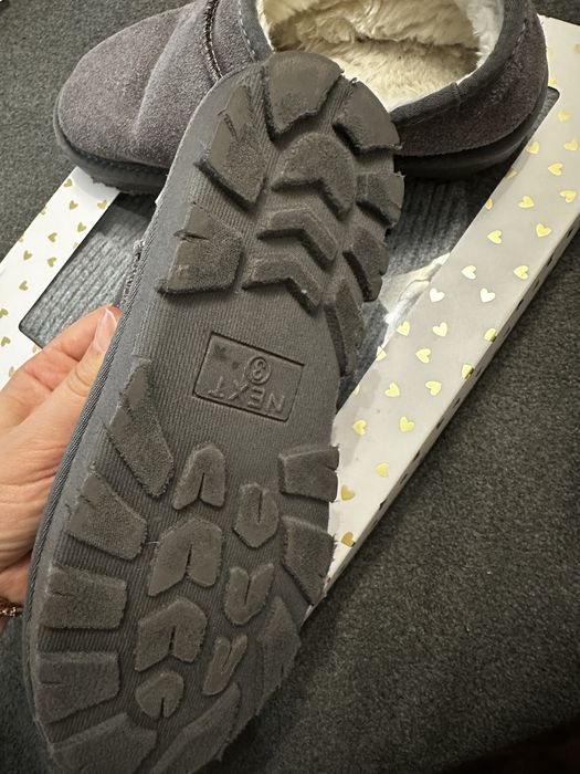 низьки уги next 35,5 для дівчинки