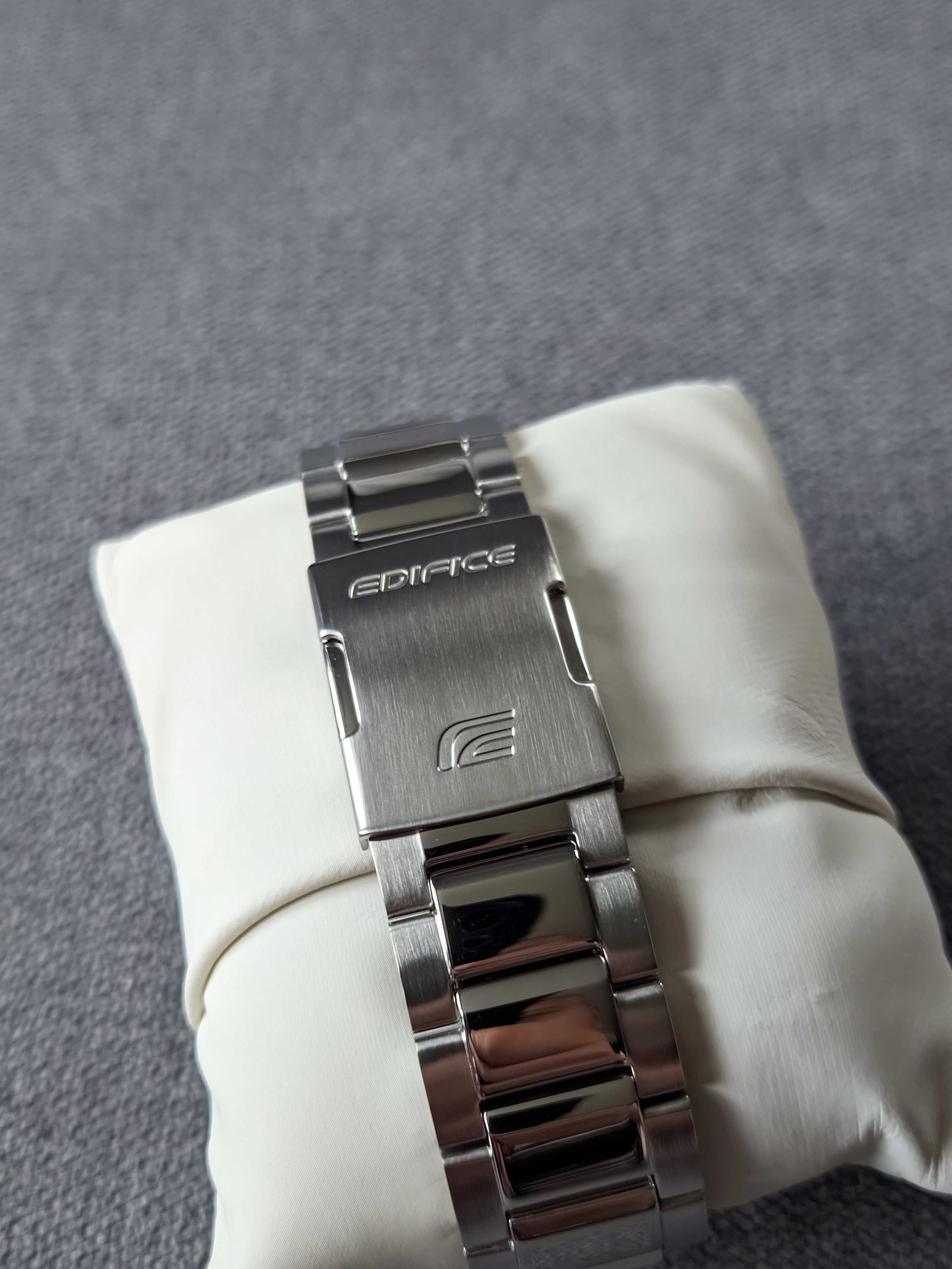 Casio Edifice EQB-600