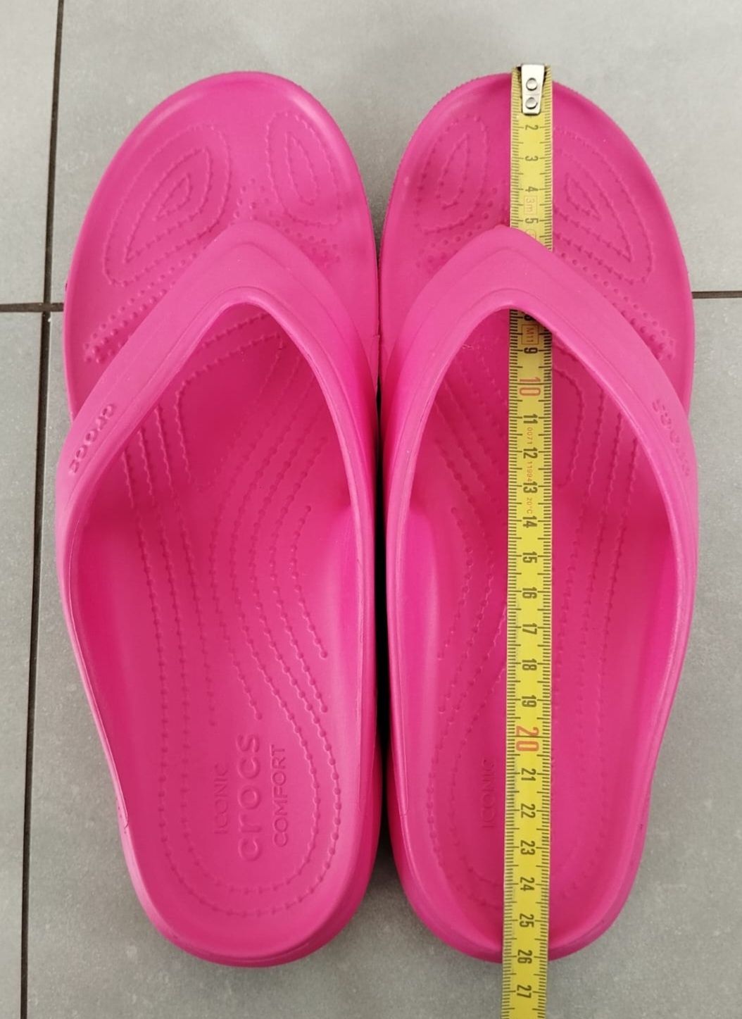 Sandały japonki Crocs W8 25,5cm intensywny róż