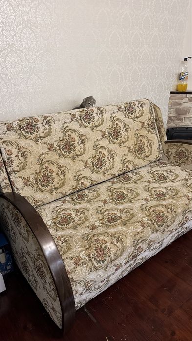 Розкладний диван + крісло