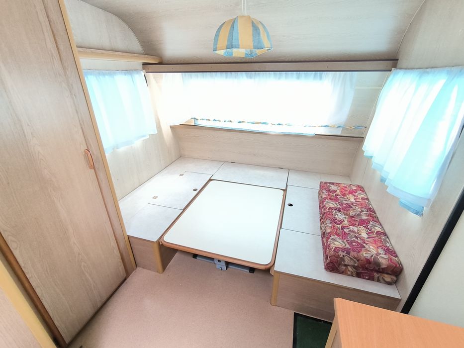 Caravana Pluma 560