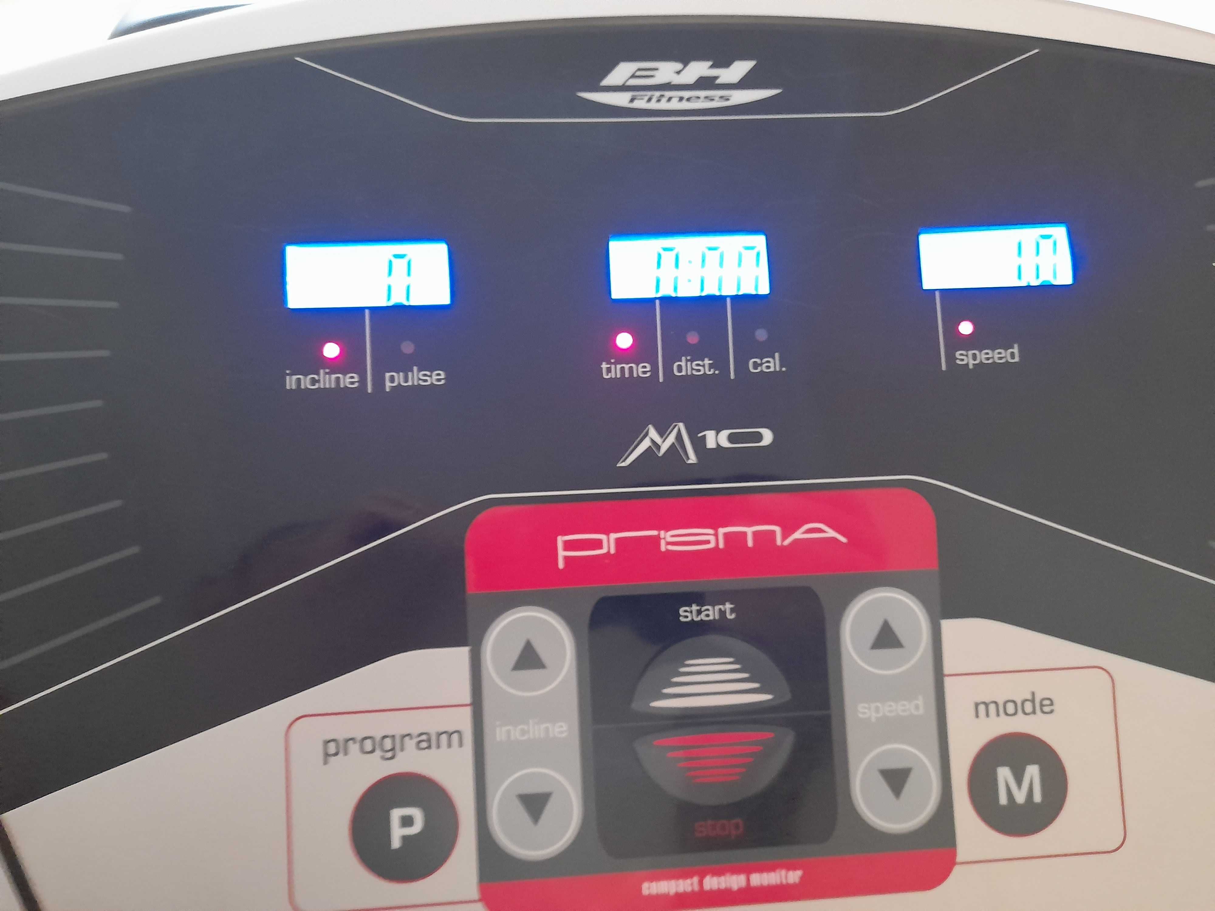 Passadeira BH Fitness para caminhada ou corrida