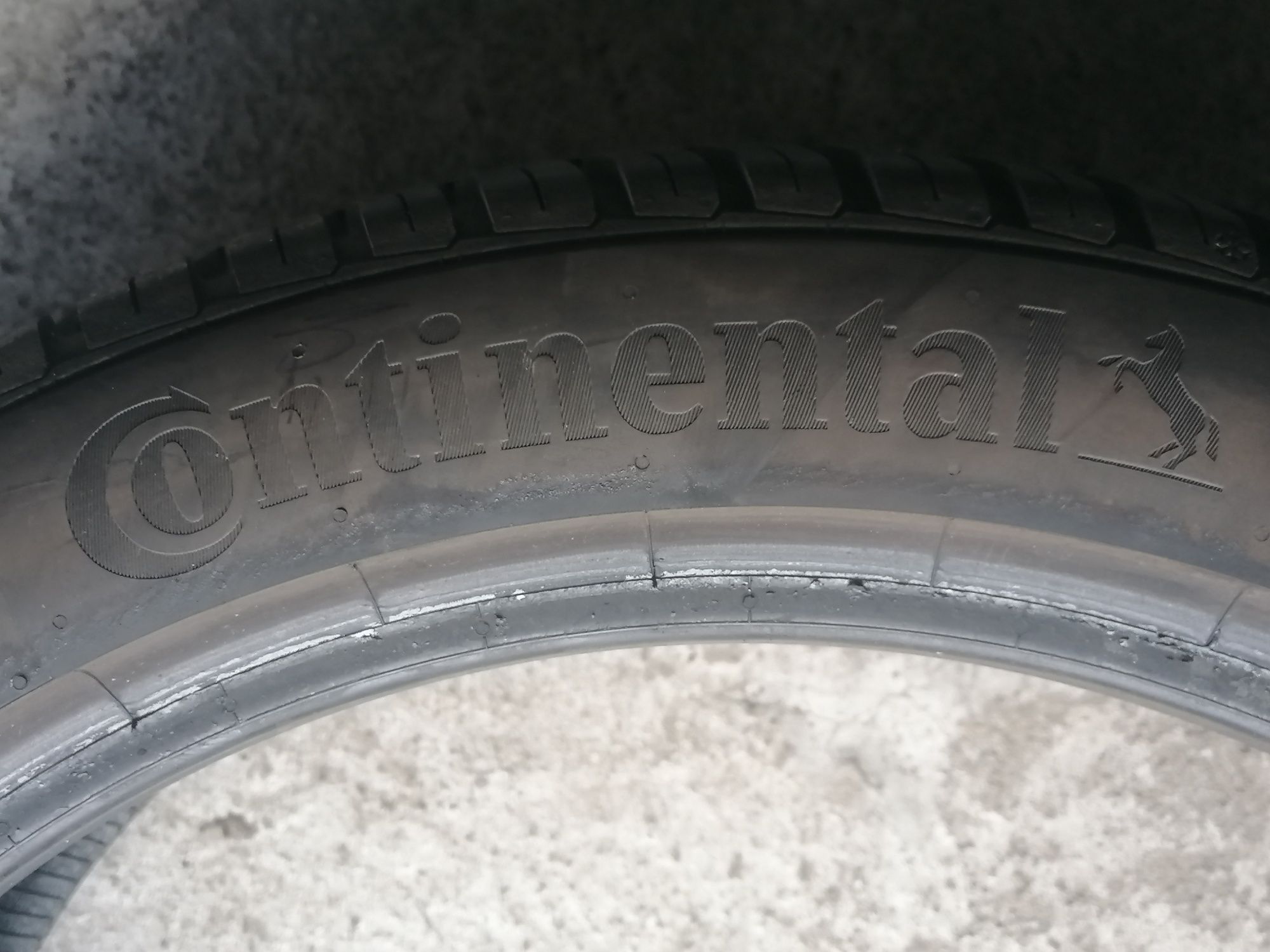 Opony wielosezonowe continental 214/45r18 7,5mm