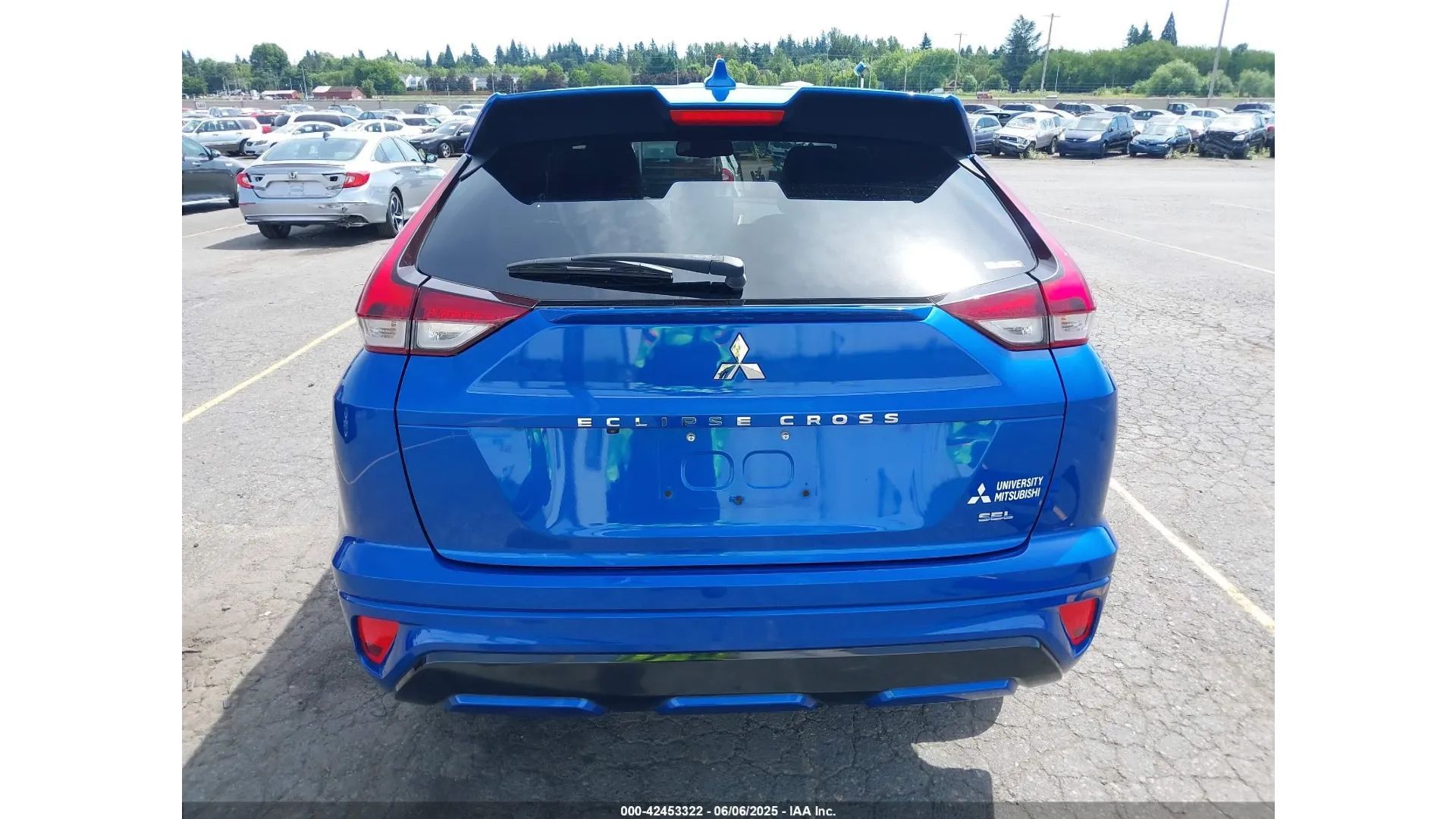 Mitsubishi Eclipse Cross Bogate wyposażenie/4x4/Nieduże uszkodzenia/