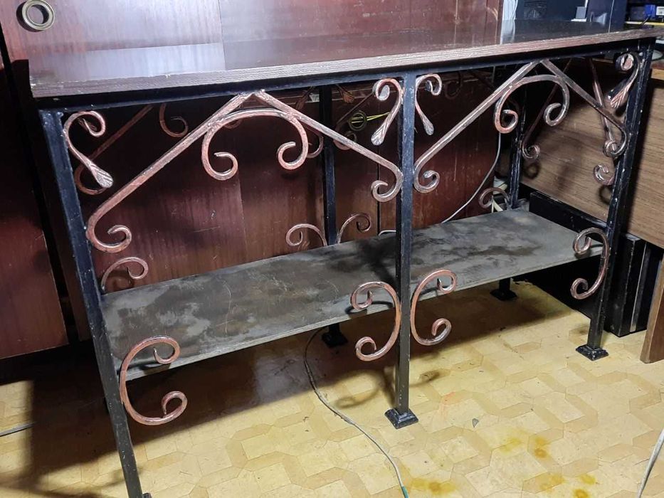 Стол металлический, винтаж.