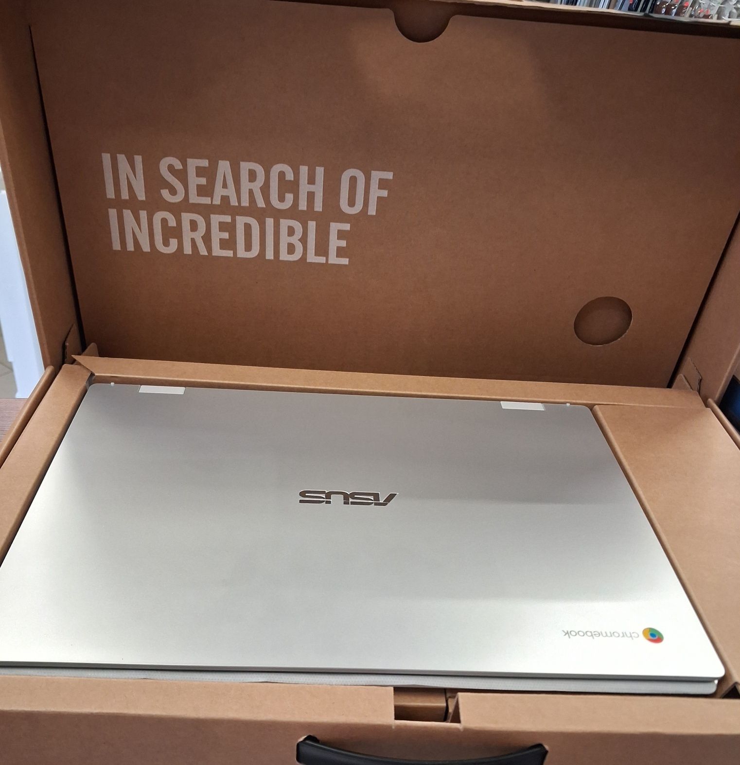 Nowy laptop Chromebook Asus CX1500CK