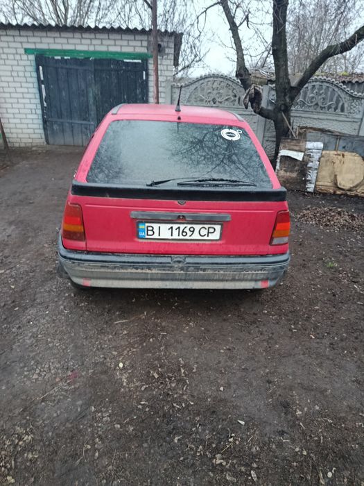 Опель кадет 1.3  газ бензин