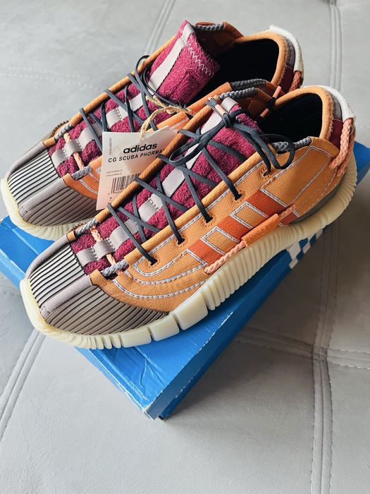 Кросівки Adidas 42 розмір нові