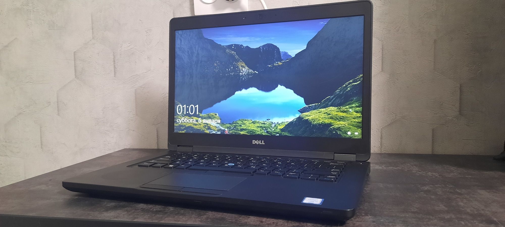 Dell-5480/I5-7300u/DDR4-16/SSD M2-512/Батарея-до 4 год.
