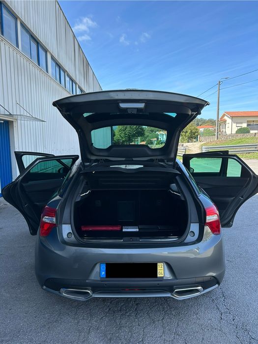 Citroën DS5 1.6 HDi 115cv 2012 – Elegante e Económico
